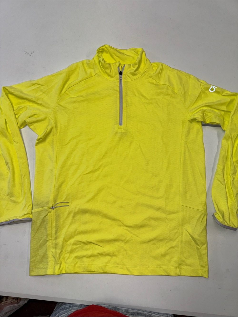 GAP Men's High-Visibility Yellow Quarter-Zip Rash Guard